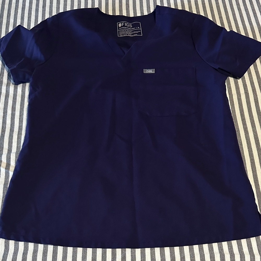 Figs purple V-Neck Scrub Top